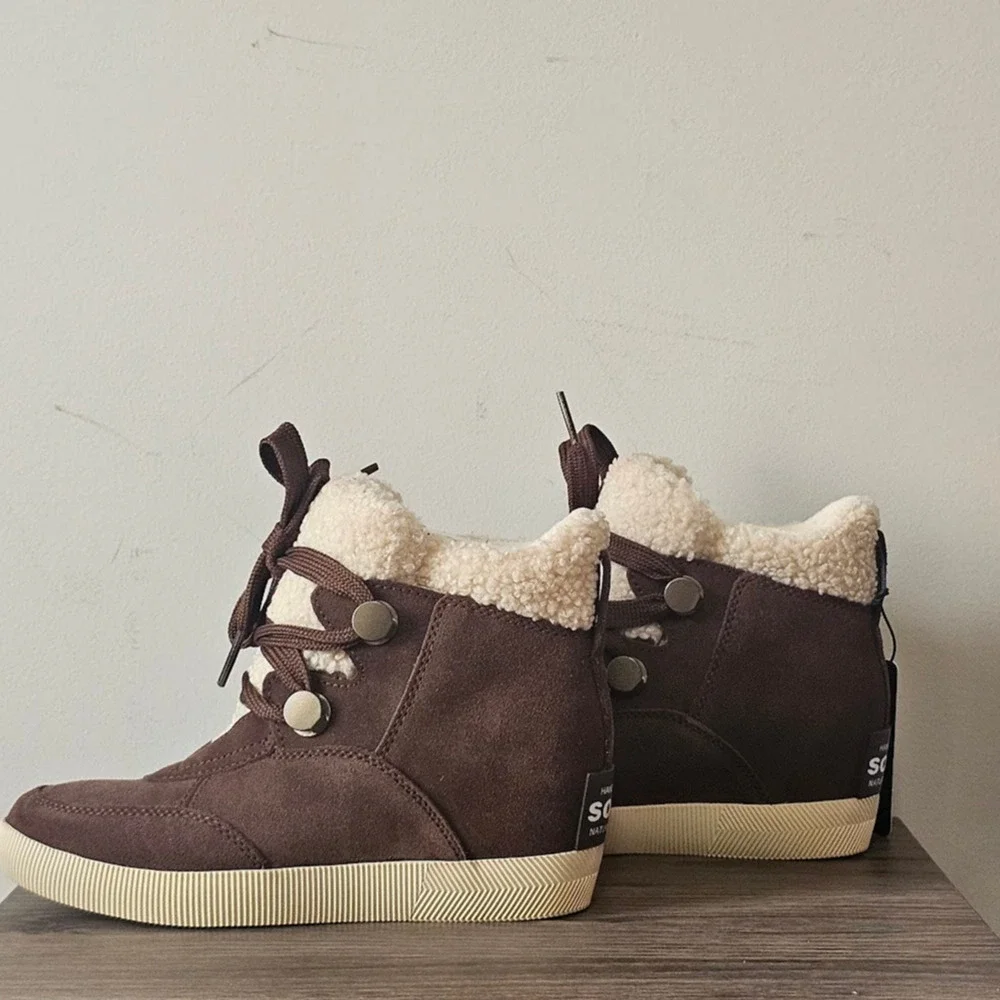 Sorel Women's ONA  Cozy Wedge Boots Size 7 Tobacco/Natural NWT